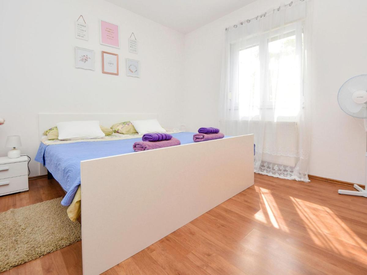 Smilcic Holiday Home Stipe By Interhome מראה חיצוני תמונה