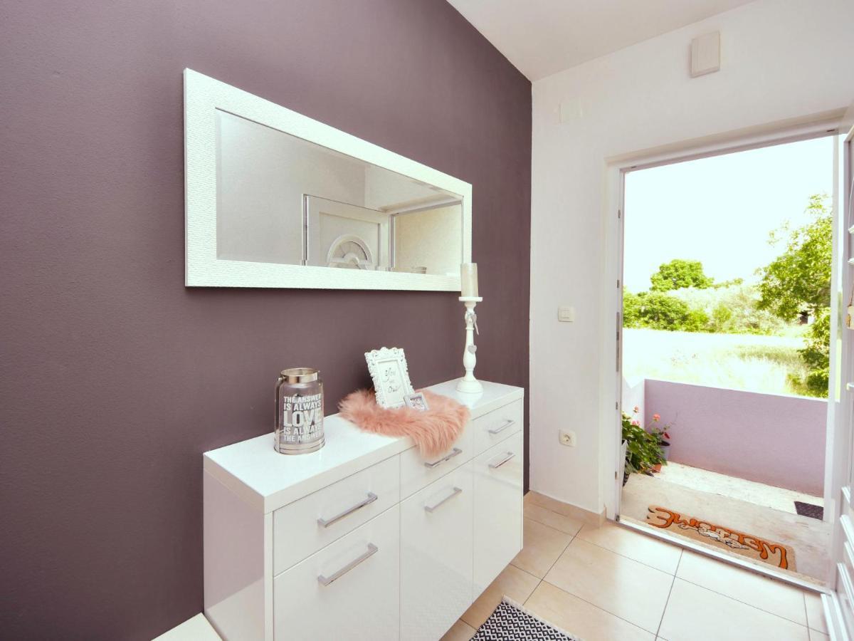 Smilcic Holiday Home Stipe By Interhome מראה חיצוני תמונה