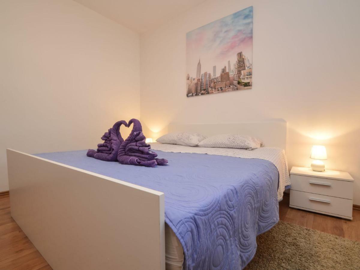 Smilcic Holiday Home Stipe By Interhome מראה חיצוני תמונה